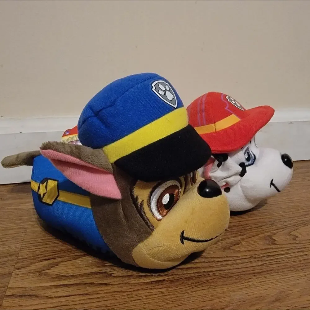 NWT Boys 7/8 Paw Patrol Slippers